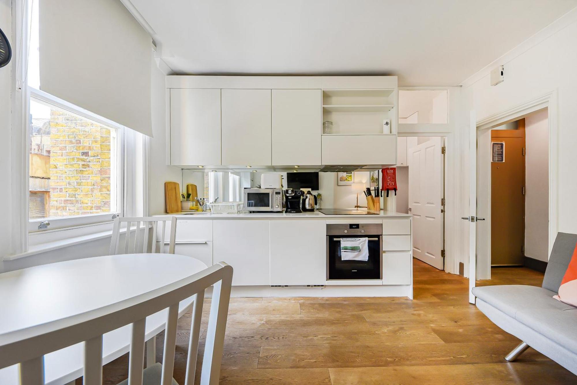 Modern One Bedroom In Fitzrovia, Central London Eksteriør billede